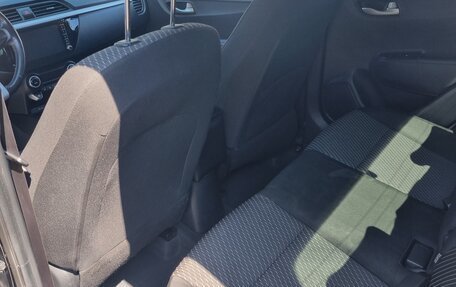 KIA Rio IV, 2018 год, 1 700 000 рублей, 4 фотография