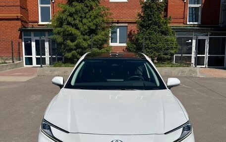 Toyota Camry, 2024 год, 3 650 000 рублей, 3 фотография