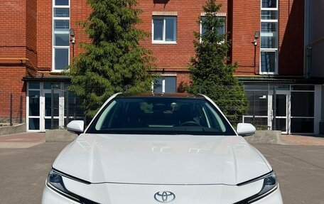Toyota Camry, 2024 год, 3 650 000 рублей, 4 фотография
