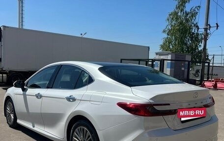 Toyota Camry, 2024 год, 3 650 000 рублей, 9 фотография