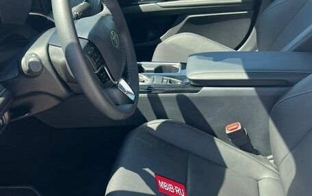 Toyota Camry, 2024 год, 3 650 000 рублей, 18 фотография