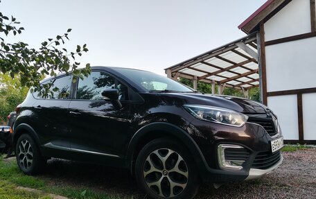 Renault Kaptur I рестайлинг, 2019 год, 1 600 000 рублей, 2 фотография