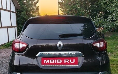 Renault Kaptur I рестайлинг, 2019 год, 1 600 000 рублей, 4 фотография
