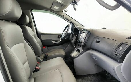 Hyundai Grand Starex Grand Starex I рестайлинг 2, 2012 год, 1 699 000 рублей, 10 фотография