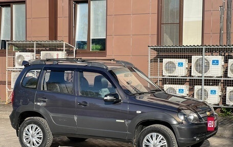Chevrolet Niva I рестайлинг, 2013 год, 565 000 рублей, 4 фотография