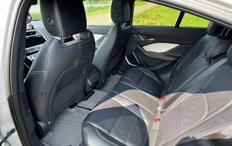 Jaguar I-Pace I, 2018 год, 4 500 000 рублей, 5 фотография