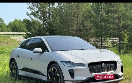 Jaguar I-Pace I, 2018 год, 4 500 000 рублей, 2 фотография