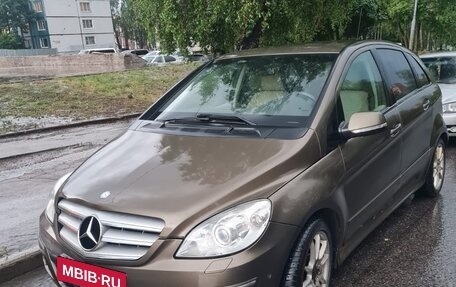 Mercedes-Benz B-Класс, 2009 год, 920 000 рублей, 1 фотография