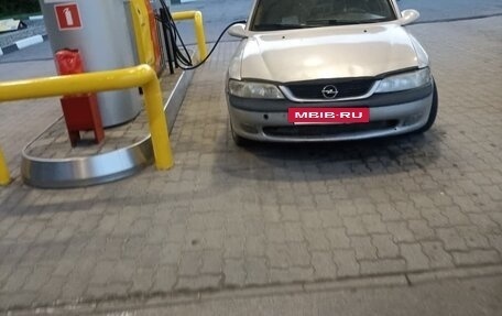 Opel Vectra B рестайлинг, 1997 год, 75 000 рублей, 5 фотография