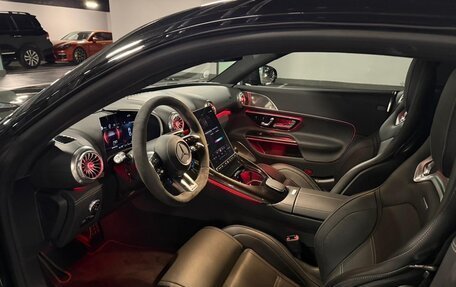 Mercedes-Benz AMG GT, 2024 год, 23 000 000 рублей, 10 фотография
