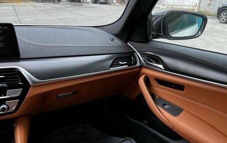 BMW 5 серия, 2022 год, 3 200 000 рублей, 9 фотография
