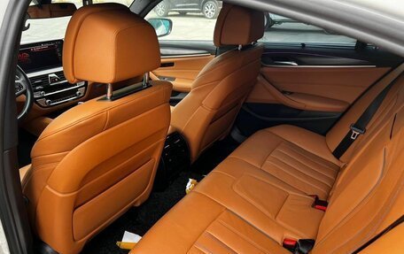 BMW 5 серия, 2022 год, 3 200 000 рублей, 15 фотография