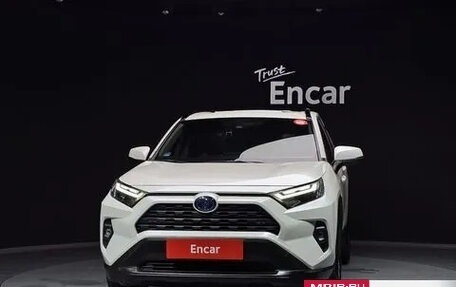 Toyota RAV4, 2022 год, 2 680 000 рублей, 2 фотография