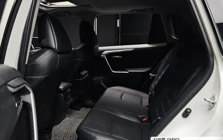 Toyota RAV4, 2022 год, 2 680 000 рублей, 16 фотография