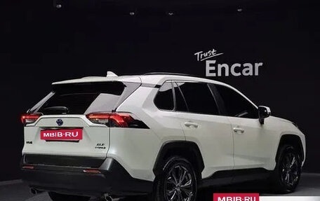Toyota RAV4, 2022 год, 2 680 000 рублей, 3 фотография