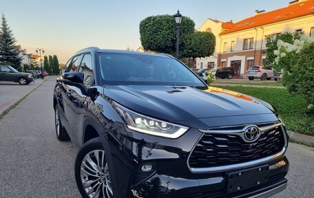 Toyota Highlander, 2025 год, 5 075 000 рублей, 2 фотография