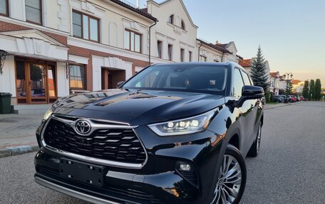 Toyota Highlander, 2025 год, 5 075 000 рублей, 4 фотография