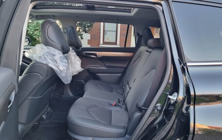 Toyota Highlander, 2025 год, 5 075 000 рублей, 16 фотография