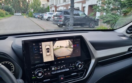 Toyota Highlander, 2025 год, 5 075 000 рублей, 37 фотография