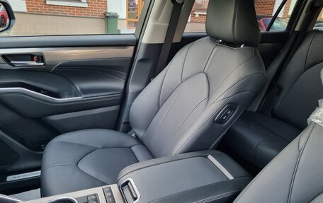 Toyota Highlander, 2025 год, 5 075 000 рублей, 40 фотография
