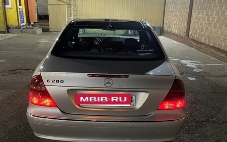 Mercedes-Benz E-Класс, 2005 год, 1 150 000 рублей, 10 фотография