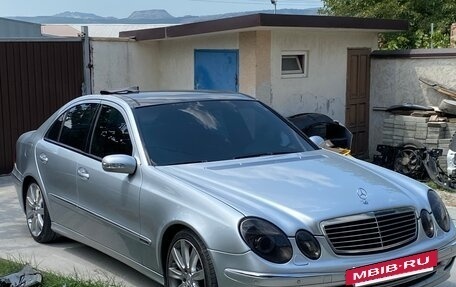 Mercedes-Benz E-Класс, 2005 год, 1 150 000 рублей, 5 фотография