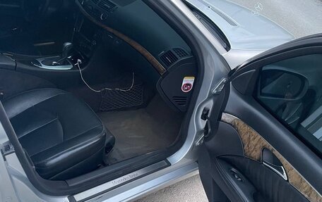 Mercedes-Benz E-Класс, 2005 год, 1 150 000 рублей, 19 фотография