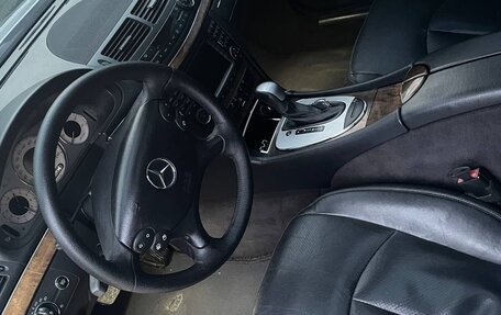 Mercedes-Benz E-Класс, 2005 год, 1 150 000 рублей, 23 фотография