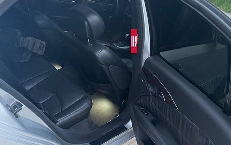 Mercedes-Benz E-Класс, 2005 год, 1 150 000 рублей, 20 фотография