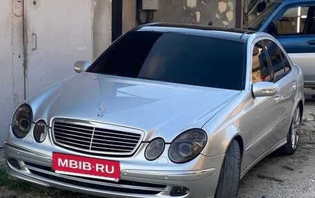 Mercedes-Benz E-Класс, 2005 год, 1 150 000 рублей, 25 фотография