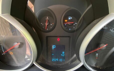 Chevrolet Cruze II, 2010 год, 580 000 рублей, 6 фотография