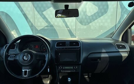 Volkswagen Polo VI (EU Market), 2011 год, 670 000 рублей, 2 фотография
