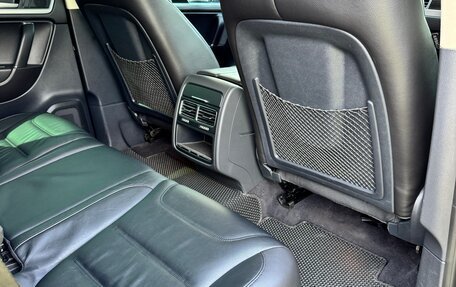 Volkswagen Touareg III, 2015 год, 2 690 000 рублей, 8 фотография