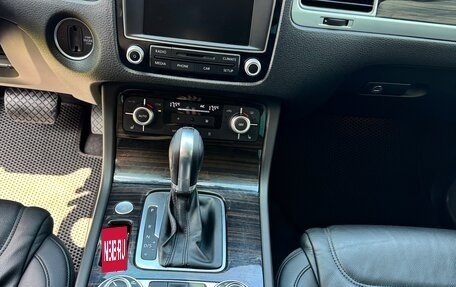 Volkswagen Touareg III, 2015 год, 2 690 000 рублей, 12 фотография