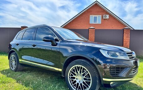 Volkswagen Touareg III, 2015 год, 2 690 000 рублей, 1 фотография