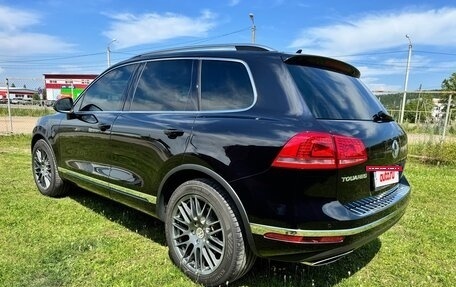 Volkswagen Touareg III, 2015 год, 2 690 000 рублей, 14 фотография