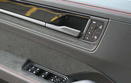 Porsche Cayenne III, 2025 год, 24 700 000 рублей, 29 фотография