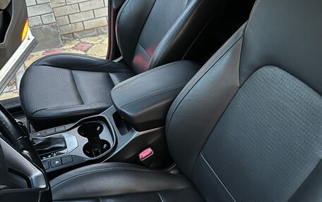 Hyundai Santa Fe III рестайлинг, 2013 год, 1 900 000 рублей, 9 фотография