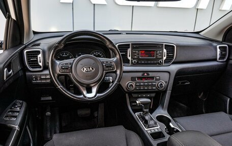 KIA Sportage IV рестайлинг, 2017 год, 1 998 000 рублей, 6 фотография