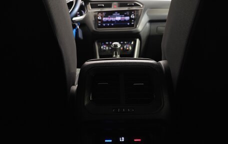 Volkswagen Tiguan II, 2019 год, 1 989 000 рублей, 14 фотография