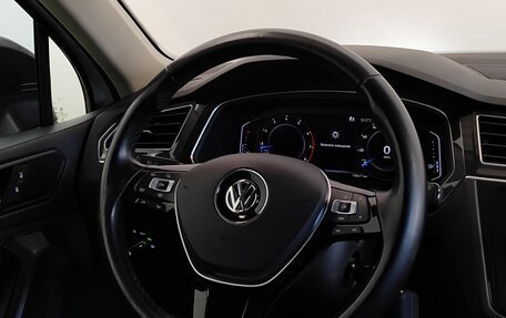 Volkswagen Tiguan II, 2019 год, 1 989 000 рублей, 12 фотография