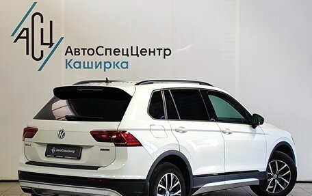 Volkswagen Tiguan II, 2019 год, 1 989 000 рублей, 2 фотография