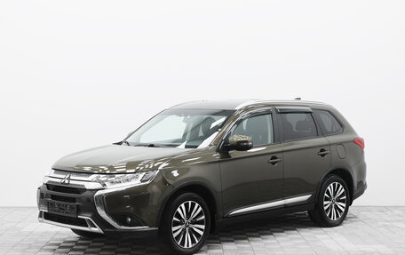 Mitsubishi Outlander III рестайлинг 3, 2020 год, 2 159 000 рублей, 2 фотография