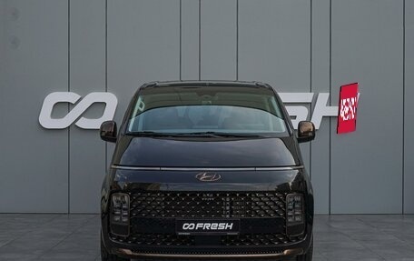 Hyundai Staria, 2021 год, 5 370 000 рублей, 3 фотография