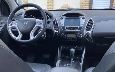 Hyundai ix35 I рестайлинг, 2012 год, 1 170 000 рублей, 23 фотография