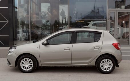 Renault Sandero II рестайлинг, 2017 год, 800 000 рублей, 8 фотография