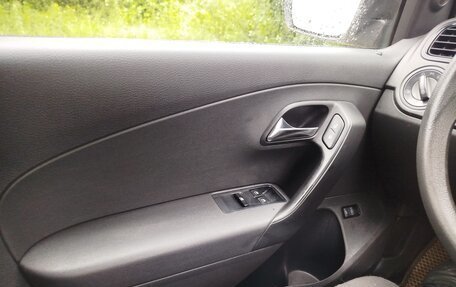 Volkswagen Polo VI (EU Market), 2013 год, 780 000 рублей, 11 фотография