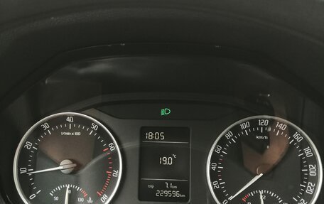 Skoda Octavia, 2011 год, 970 000 рублей, 2 фотография