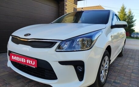 KIA Rio IV, 2019 год, 1 090 000 рублей, 7 фотография