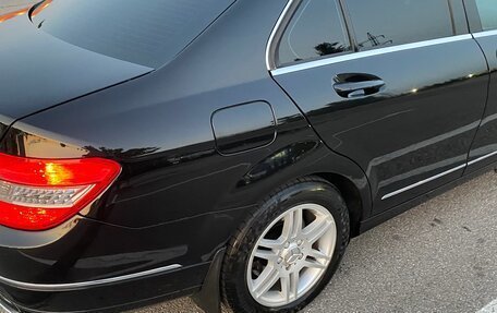 Mercedes-Benz C-Класс, 2008 год, 1 300 000 рублей, 24 фотография